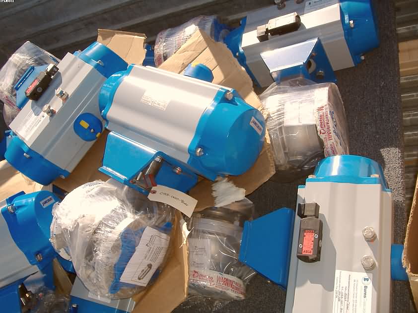 JAMESBURY  4" Actuated 316 SS Ball Valves, NEW,